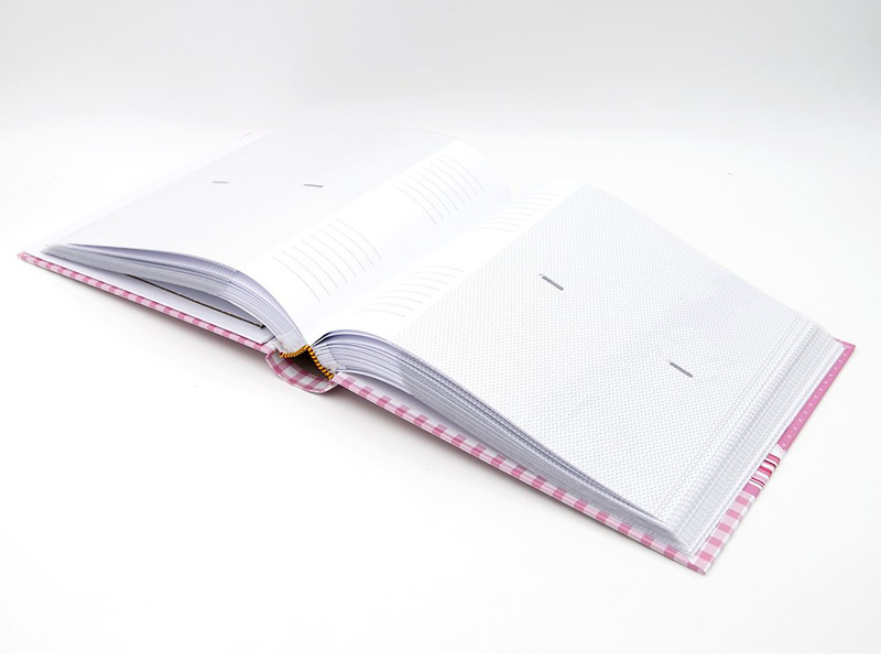 Album buciki 10 x15 prezent