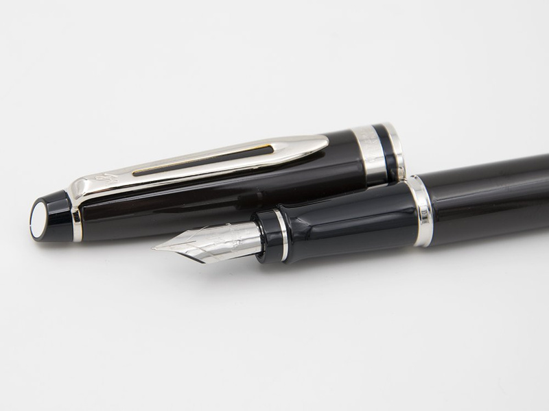 Pióro wieczne Waterman Expert Ciemny Brąz CT
