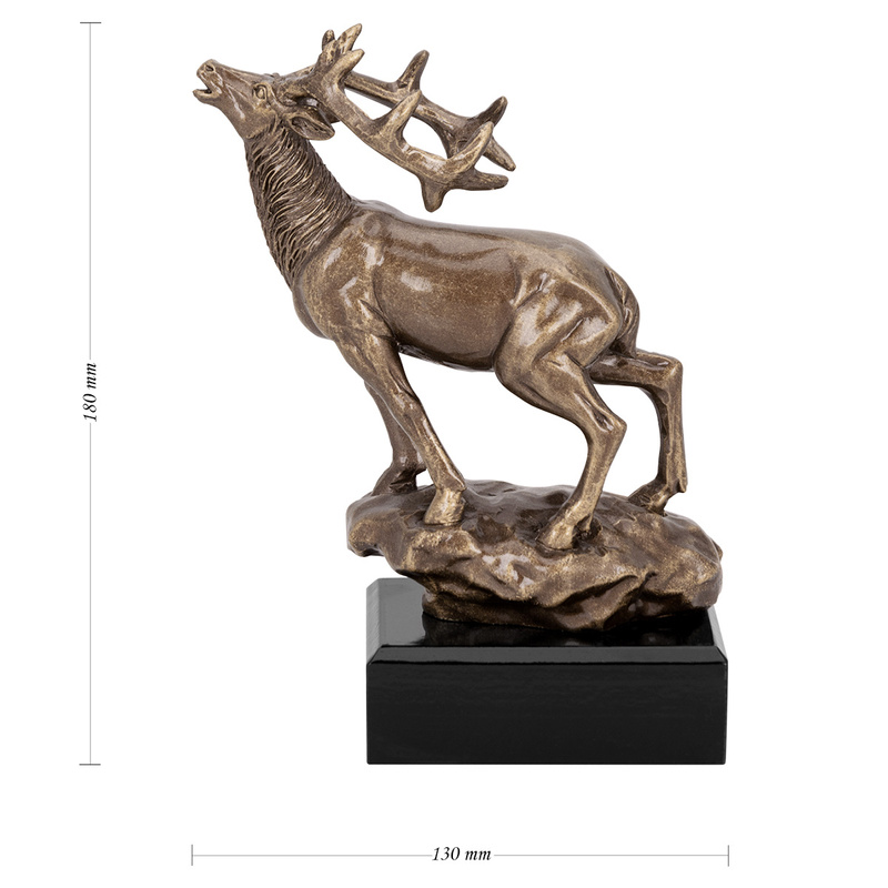 Statuetka z jeleniem.