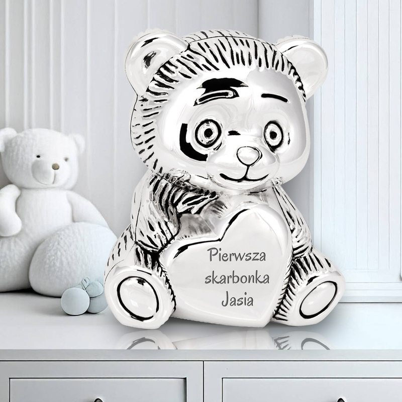 Posrebrzana skarbonka miś z sercem