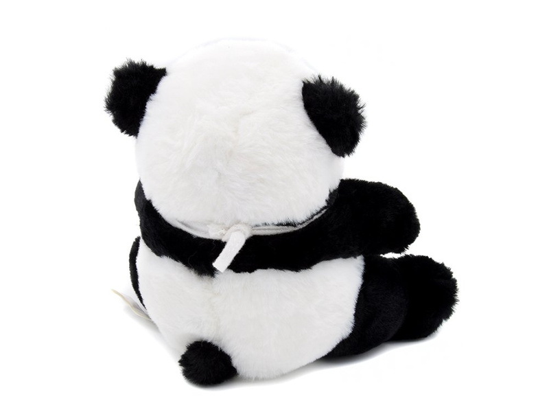 Panda z białą chustką